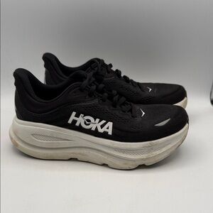 Hoka Bondi 9 Women's 7D wide shoe Black and White Athletic Shoes s25